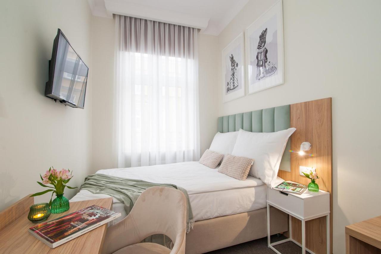 Hotel Awo Gniezno Quarto foto