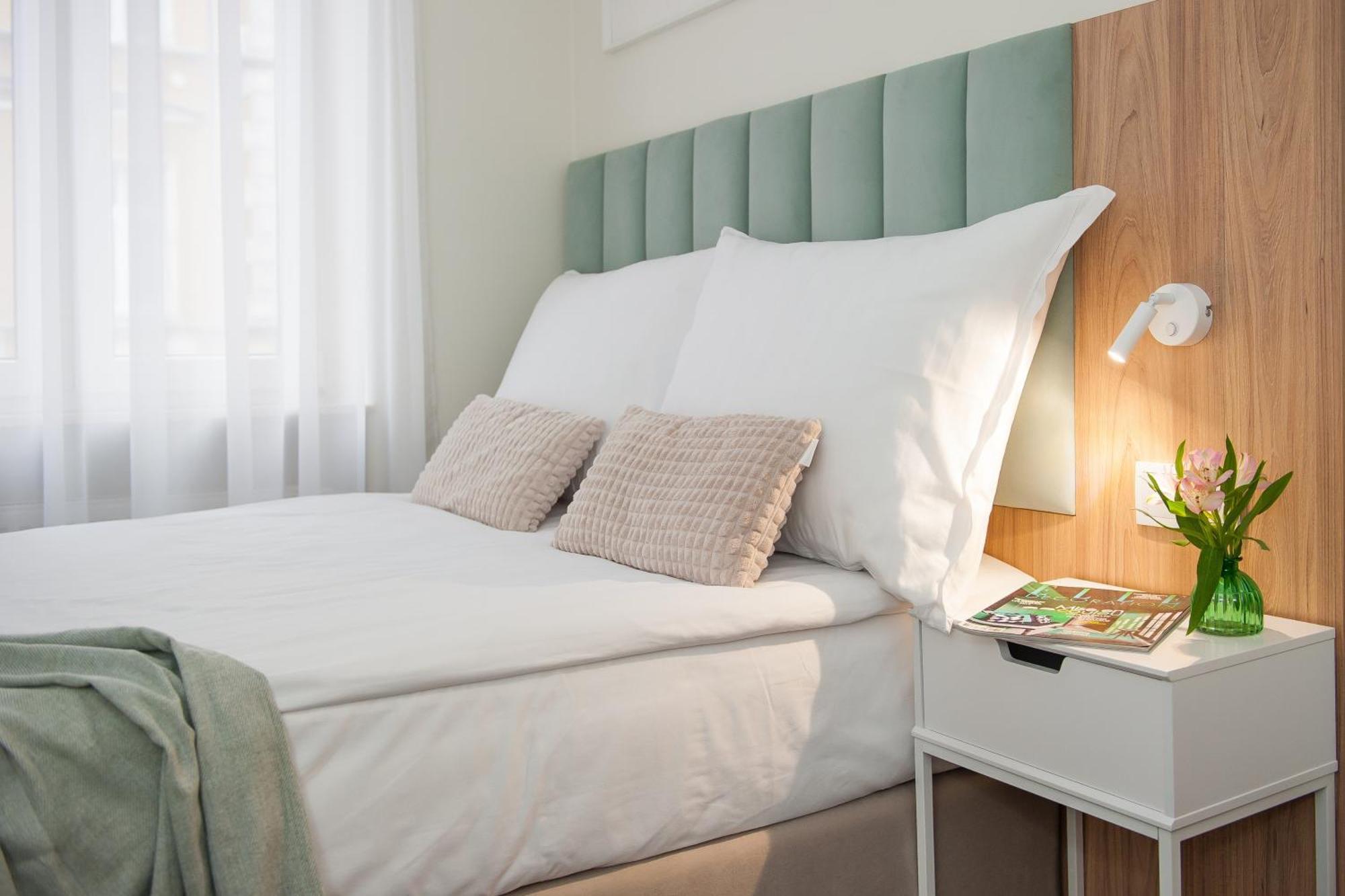 Hotel Awo Gniezno Quarto foto
